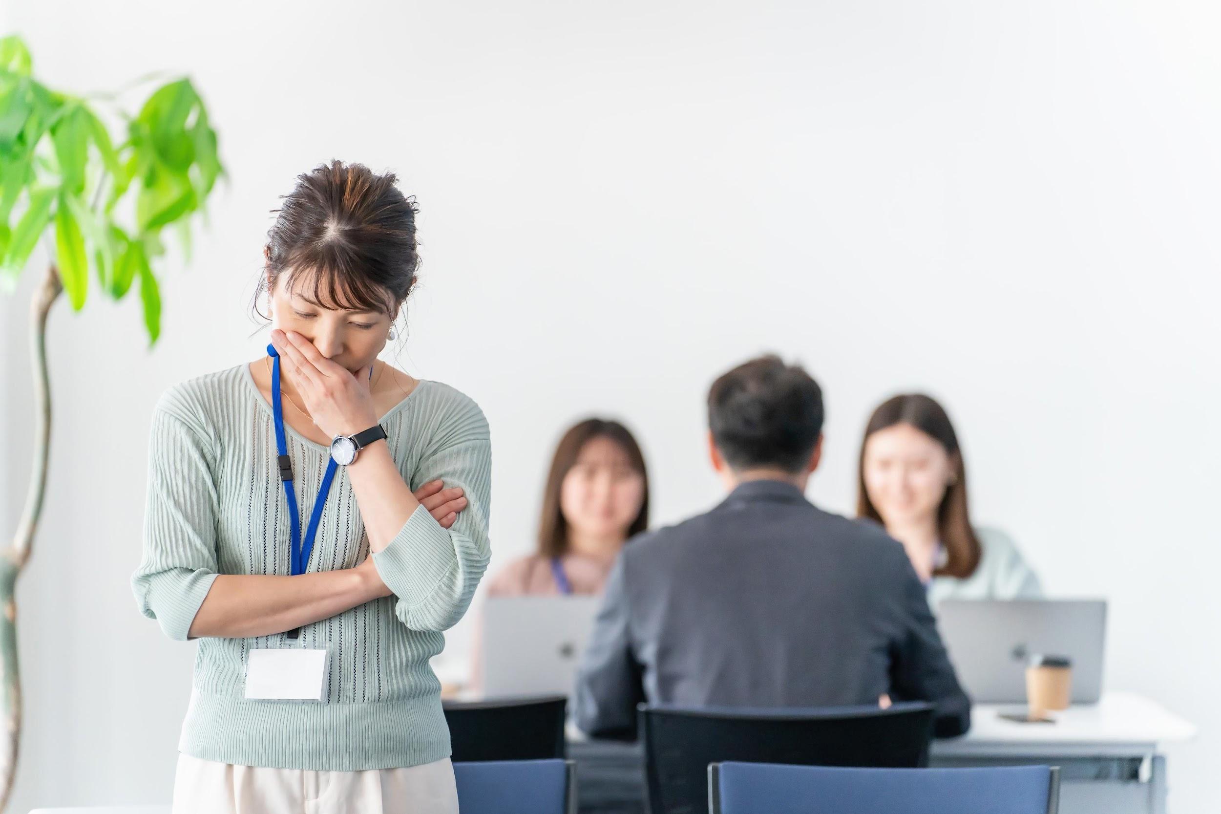 交通事故後の吐き気はなぜ起きる？原因と整形外科での検査・治療